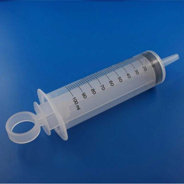 BD Plastipak Wund-/Blasenspritze 100 ml,mit Katheteransatz und Luer-Adapter VE